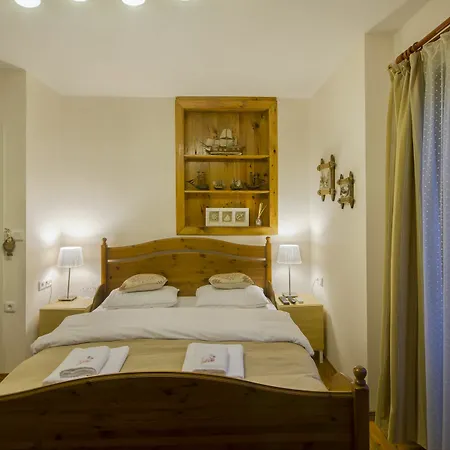 Piazza Hotel